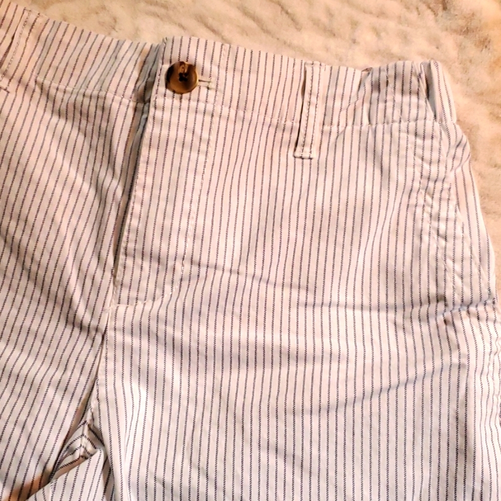 Old Navy White and Blue Strip Shorts - Picture 2 of 5